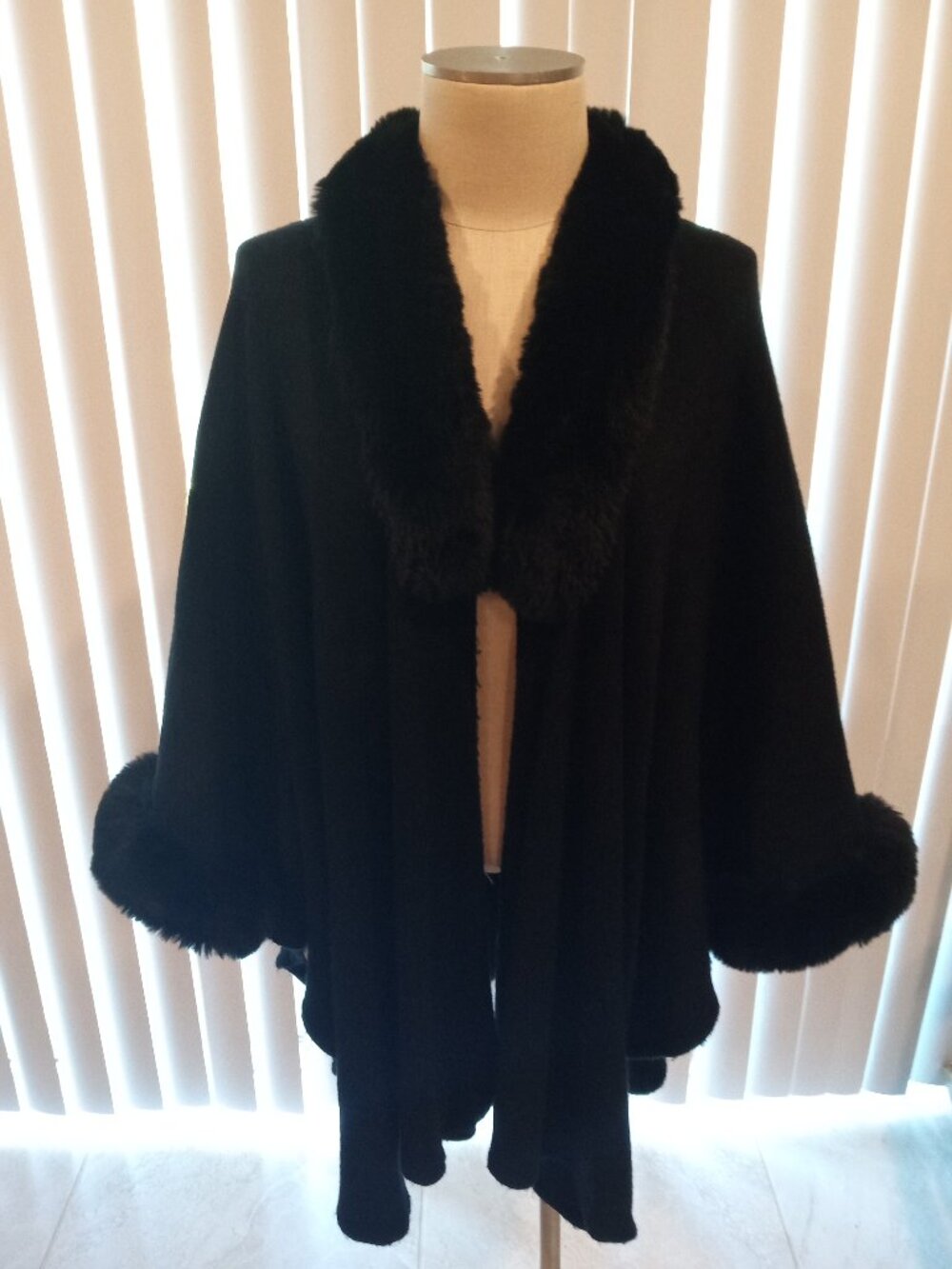 Fake Fur Collar Cape
